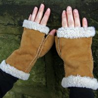 Tan colour fingerless lambskin mittens