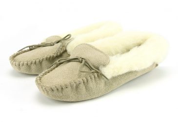 Lambswool Lined Collared Moccasins with Sole