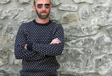 v design mens woollen jumper