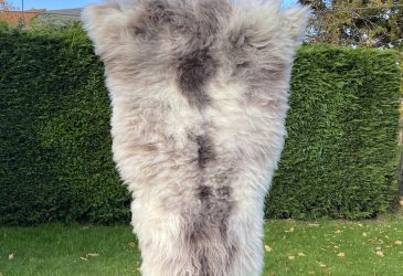 Sheepskin stripe British sheepskin rug