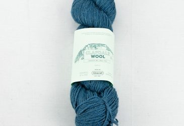 Clapdale Wool hand knit hank in dark blue colour